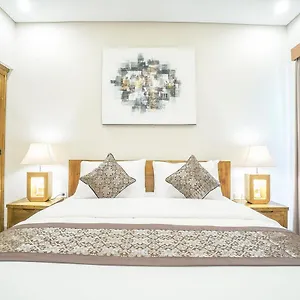 Putih Dcarik Couette-café